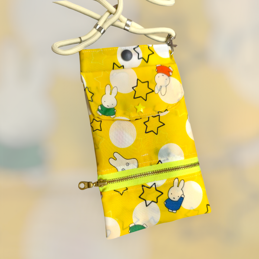 Miffy Travel bag 可放電話 passport 紙幣 散銀