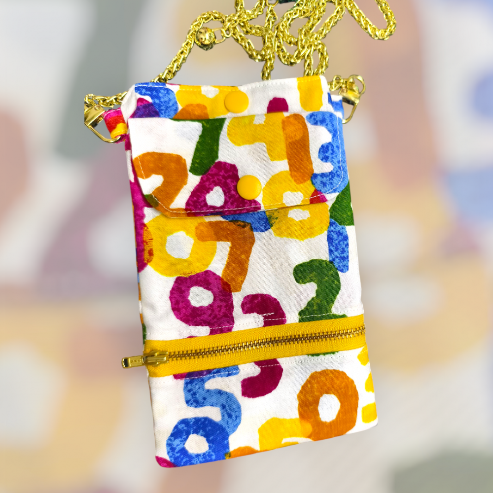 數子Travel bag 可放電話 passport 紙幣 散銀