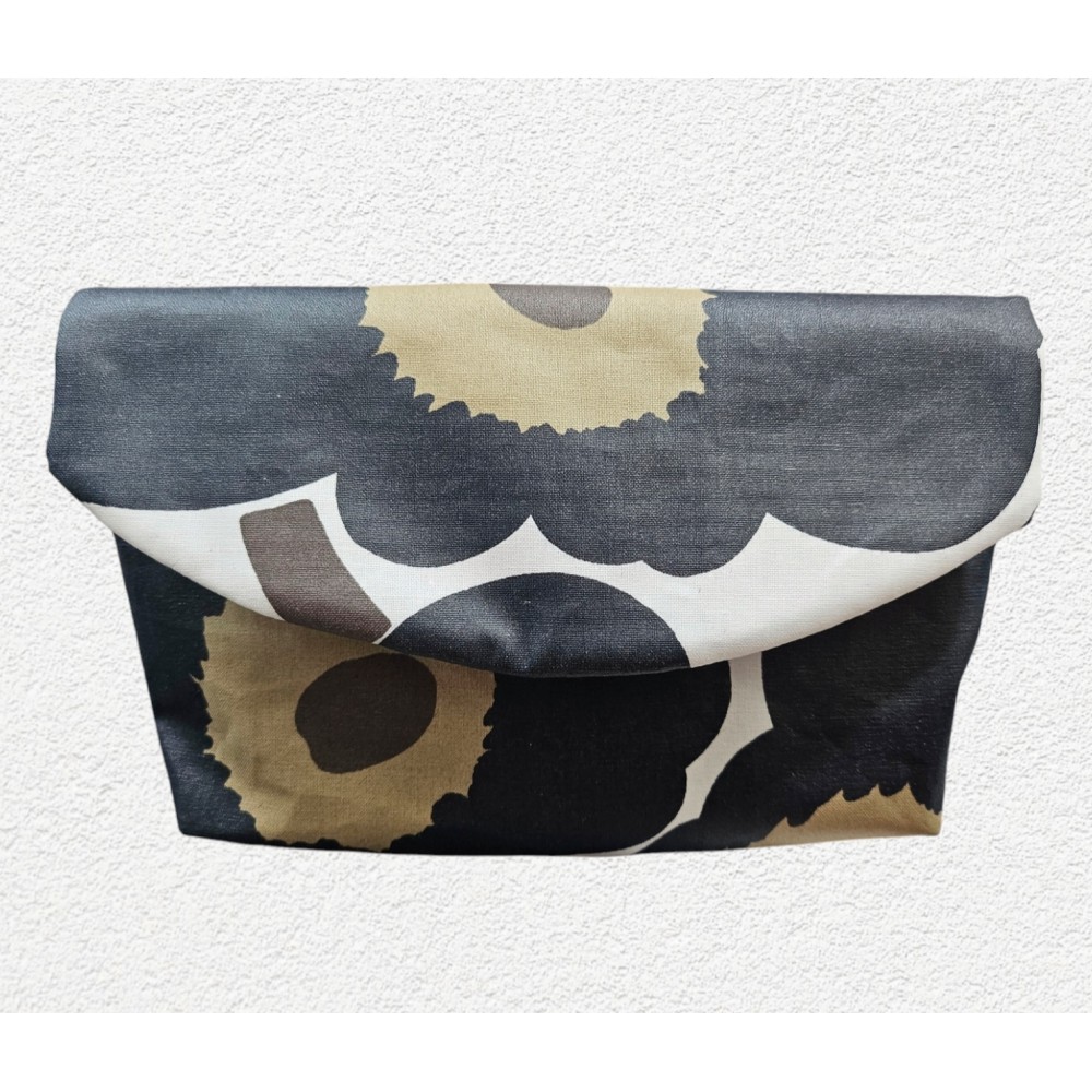 Marimekko 白底黑花防水布利是袋 雜物袋