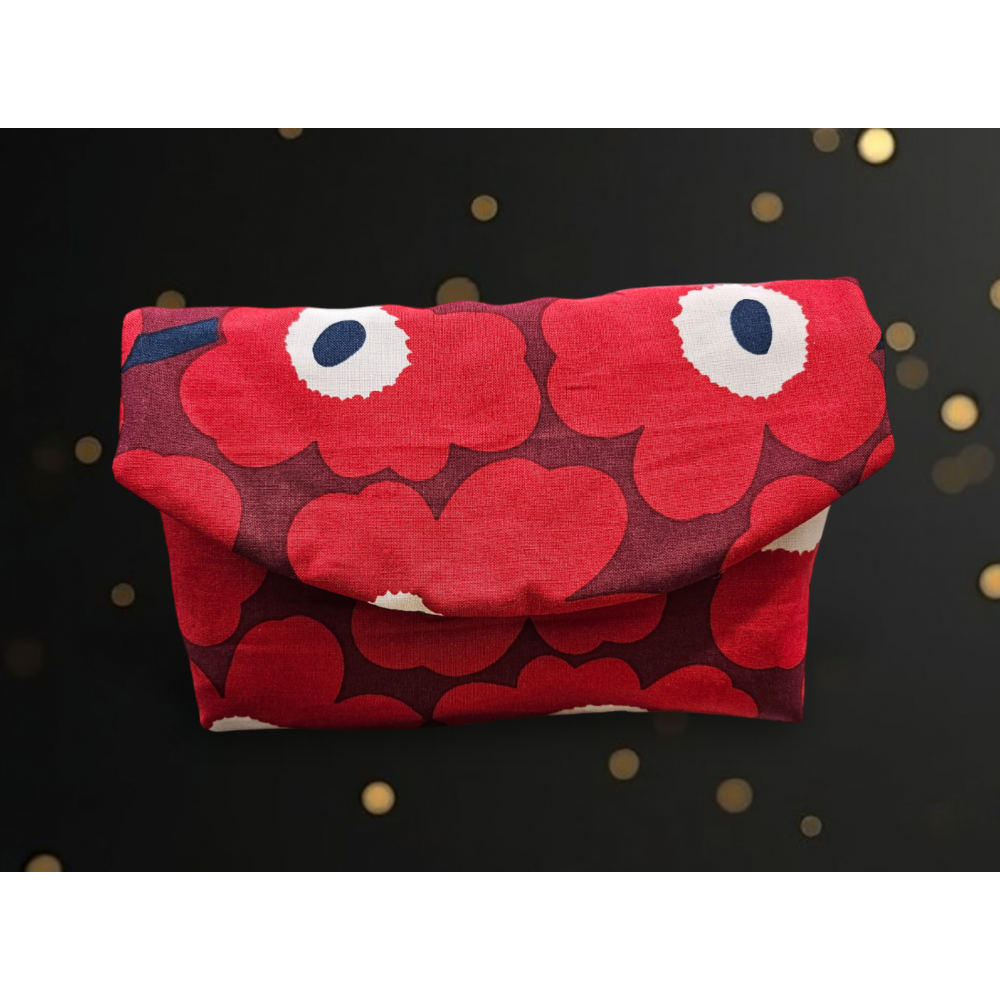 Marimekko 聖誕紅底紅花利是袋 雜物袋